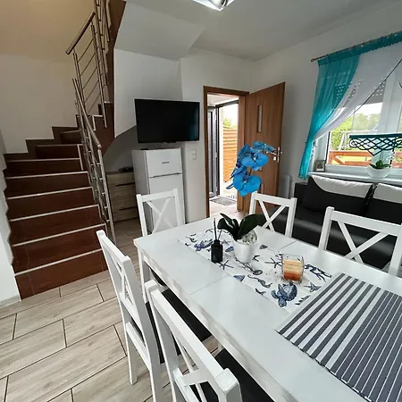 Delfinek -